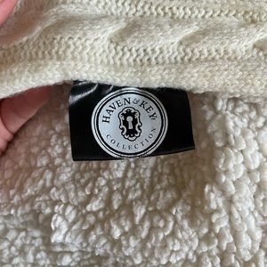 Haven and key collections blanket
